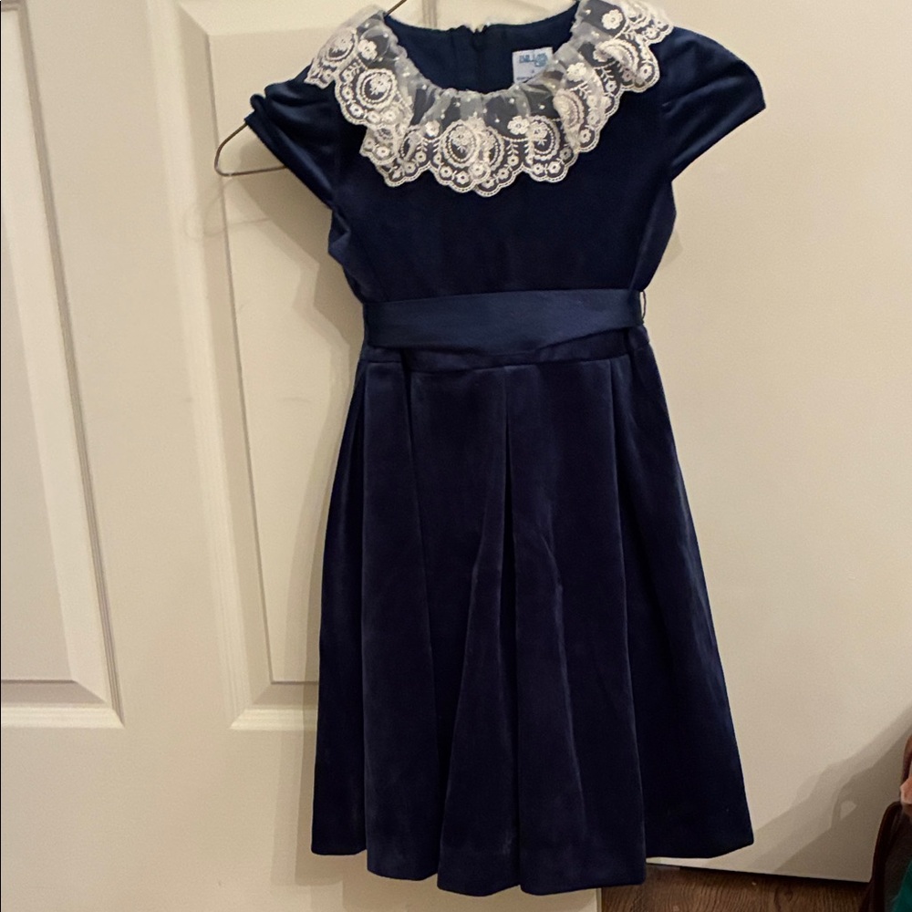 Luli & Me Navy Velvet Dress with Ivory Lace Collar